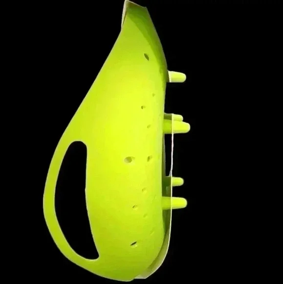 Mainstays BPA Free Silicone Steamer Basket with Handle Green - Picture 3 of 5